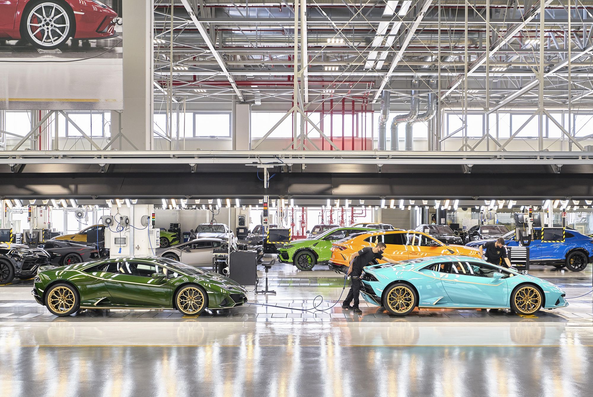 Lamborghini celebra 10 años en México con ediciones especiales