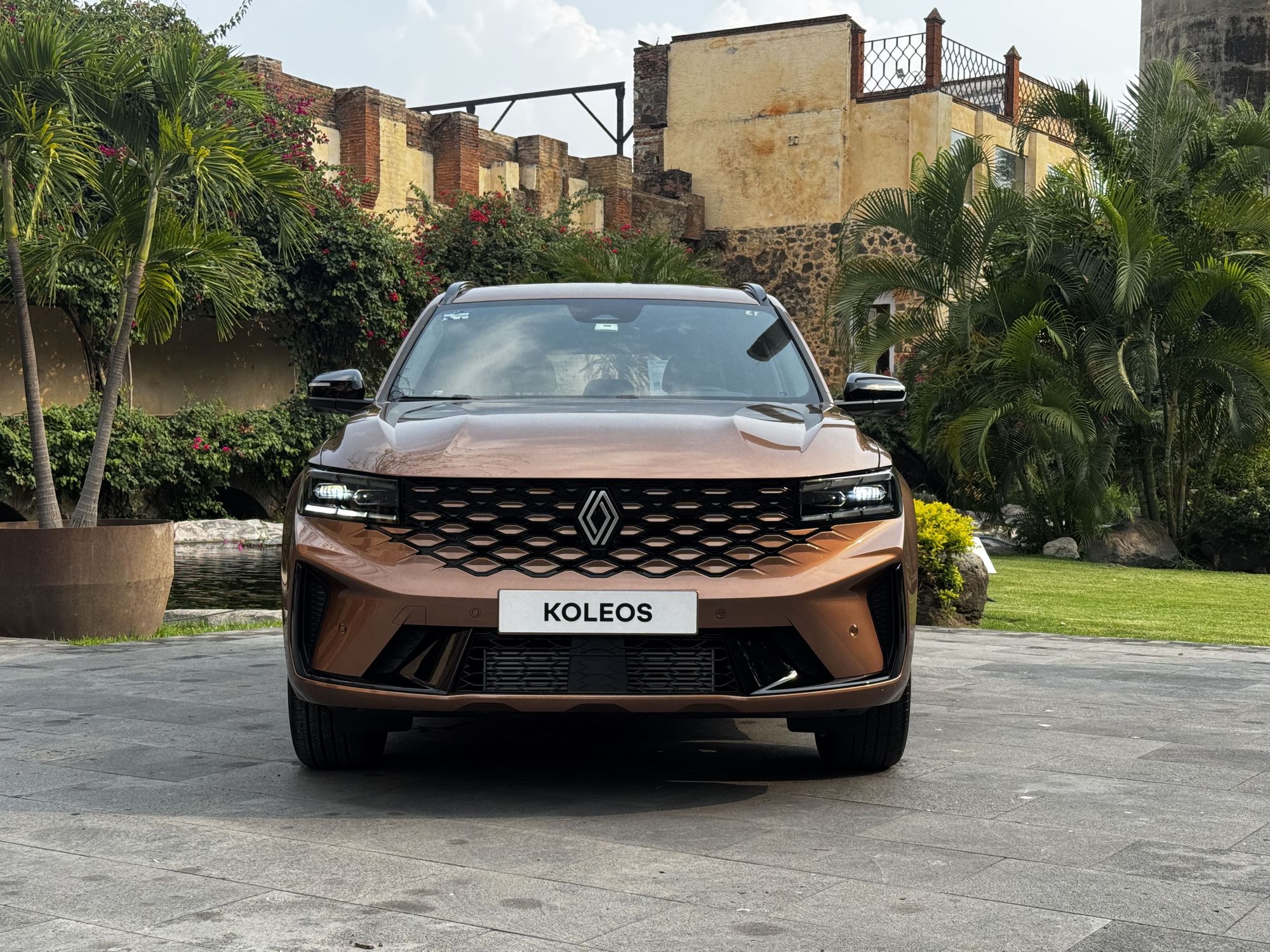 Renault Koleos 2026: rediseño total para volver al juego