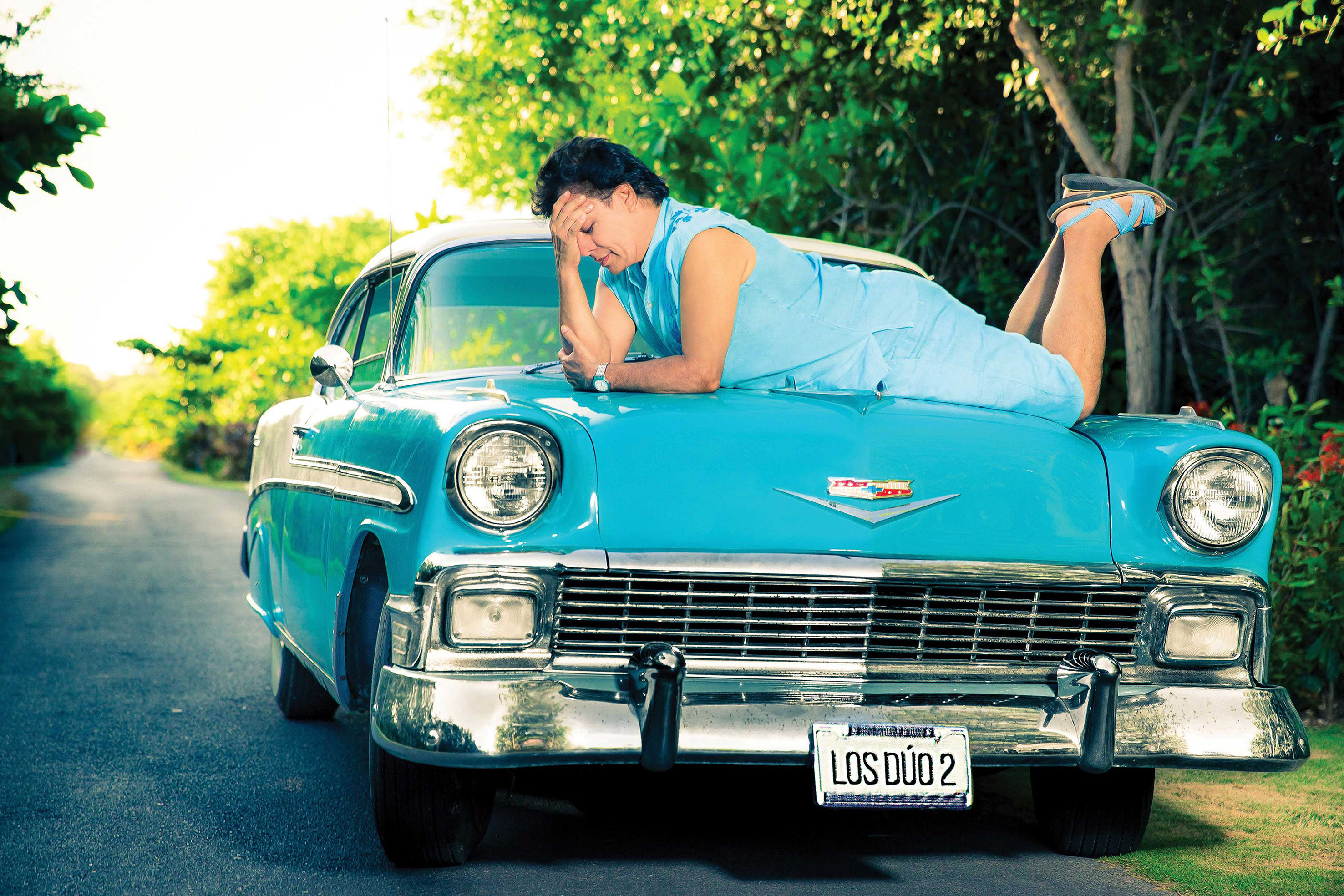 Canciones de Juan Gabriel que dedicarías a tu auto