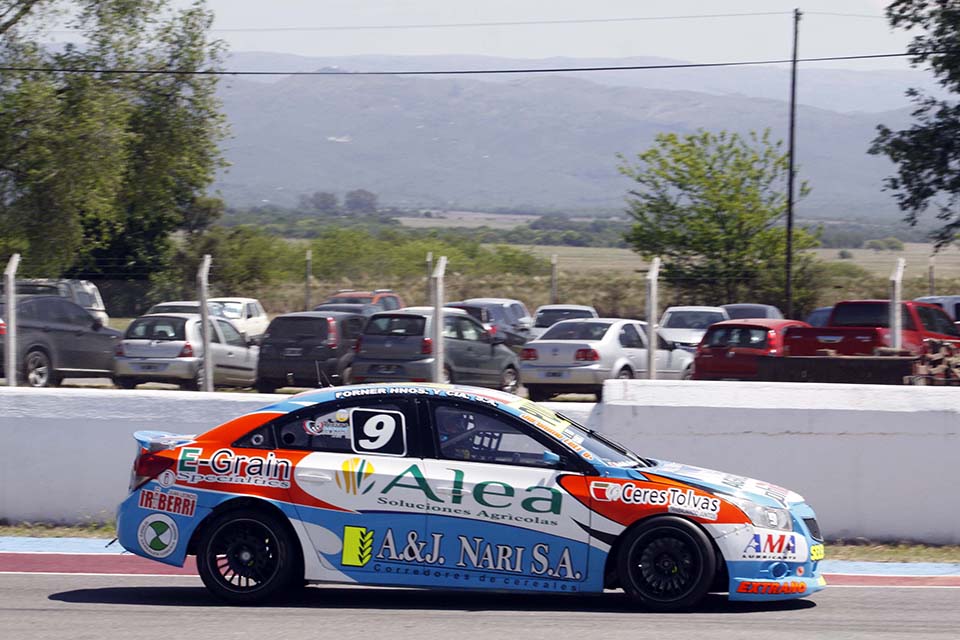 Turismo Nacional: Teti ganó tras la exclusión de Pipkin
