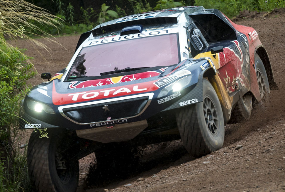 Etapa 7: Nada detiene a los Peugeot 2008 DKR
