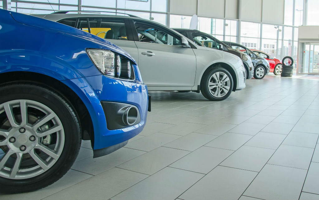 Difícil primer semestre para la venta de autos en México
