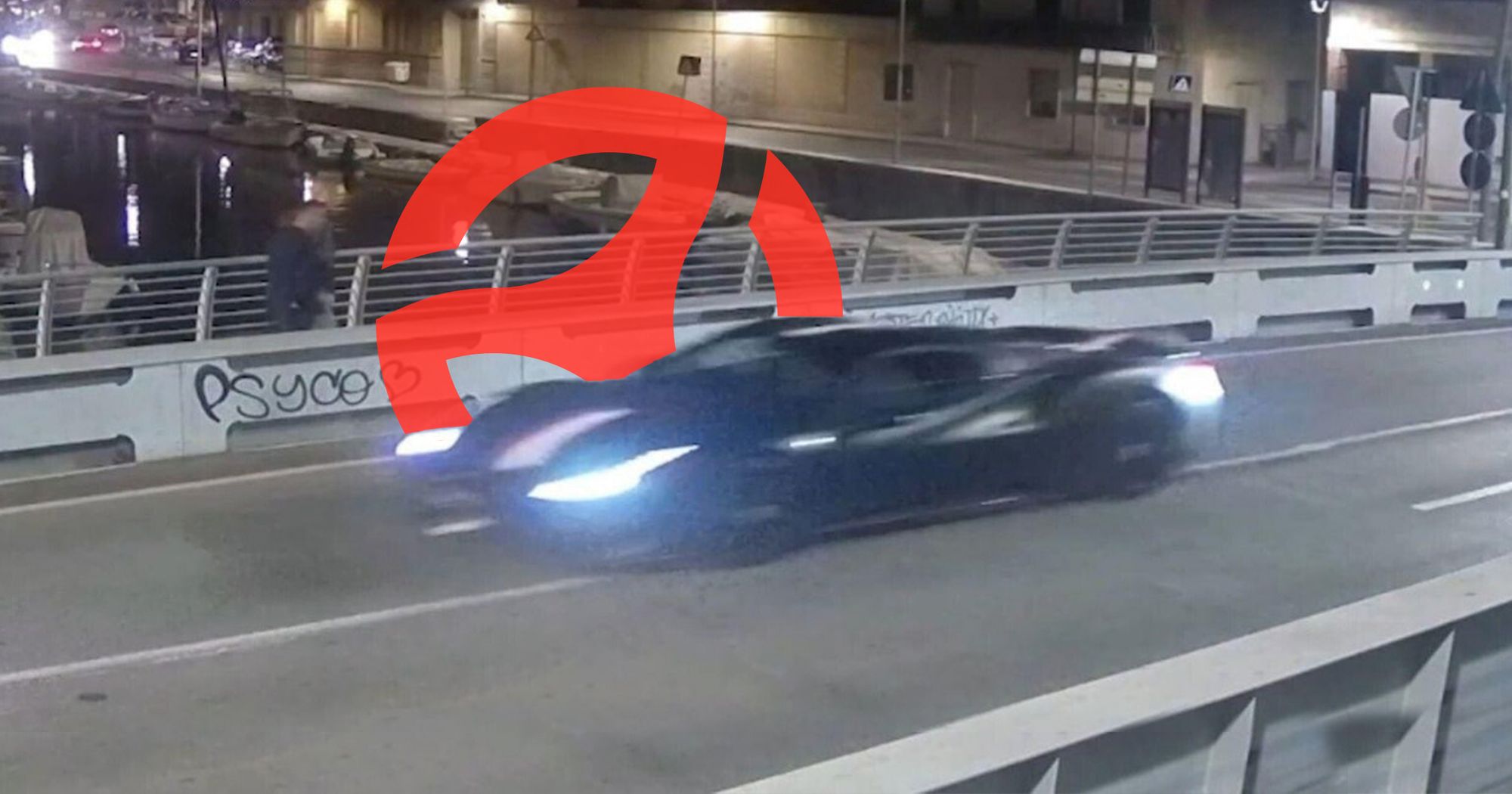 Leclerc persiguió a sus ladrones en un Ferrari 488 Pista