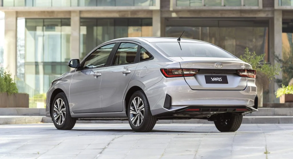 Nuevo Toyota Yaris Sedán 2025, a escena