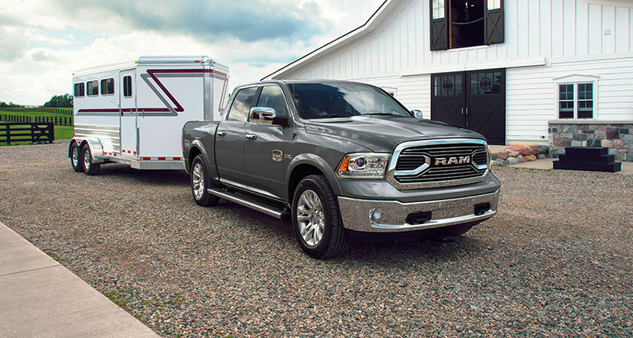 RAM CREW CAB: Para cargar con todos