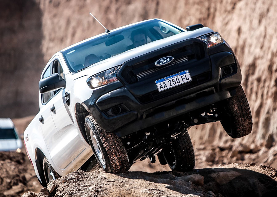 Ford Ranger 2018 resiste la realidad