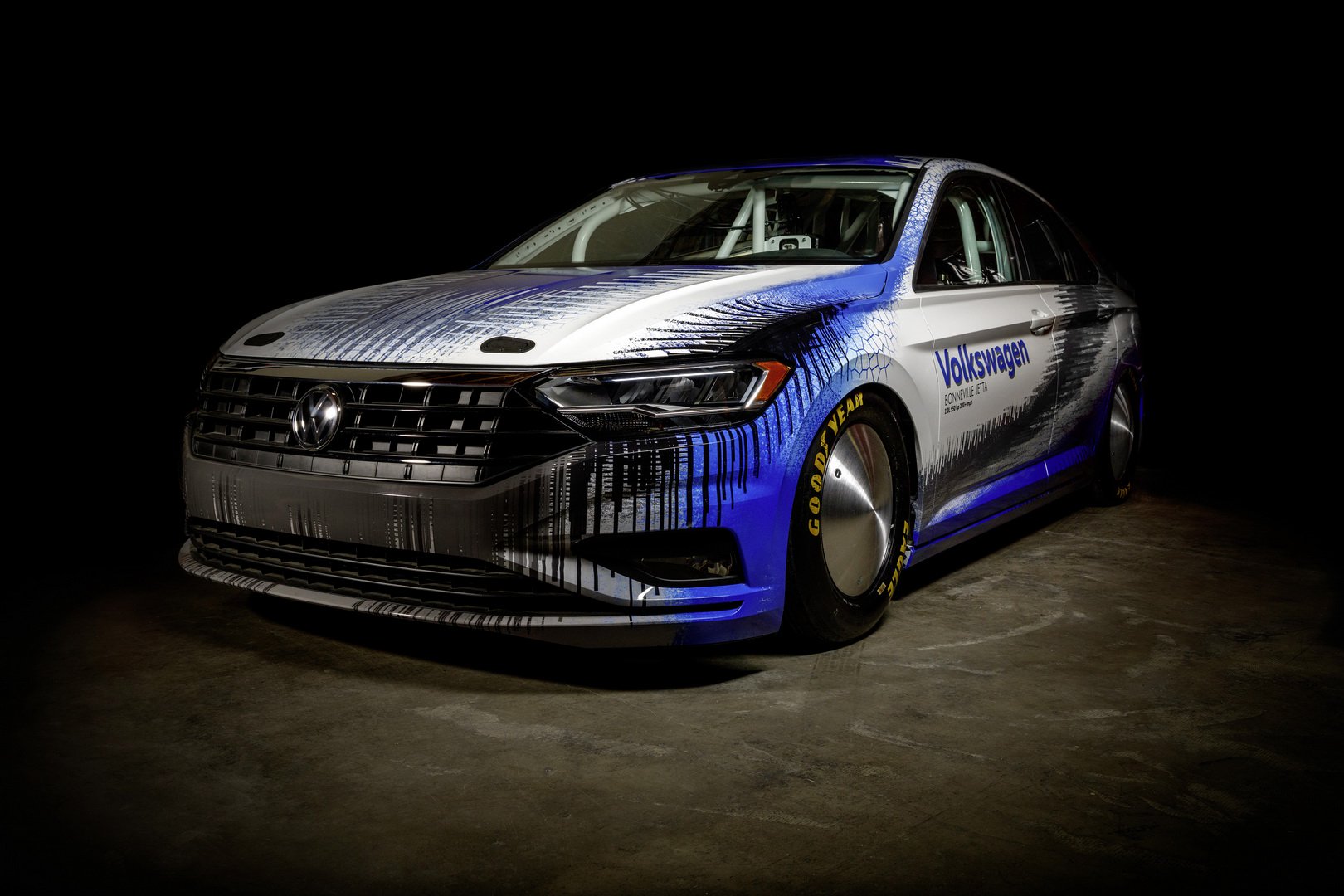 Volkswagen va por récord de velocidad en Bonneville a bordo del Nuevo Jetta