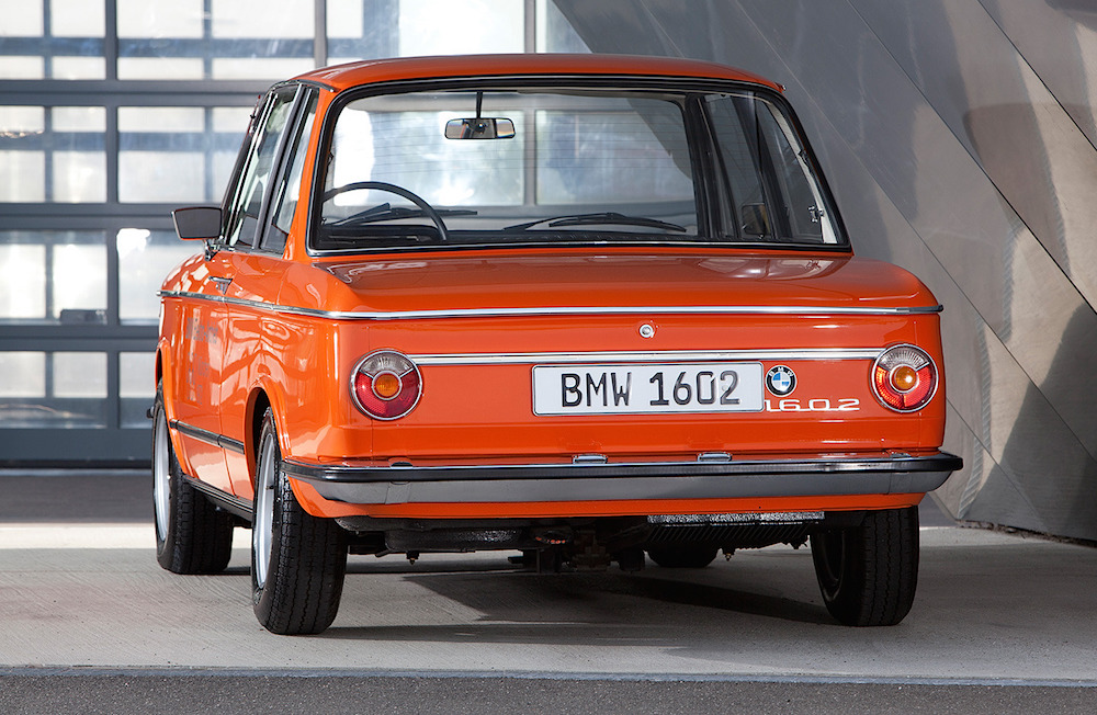 BMW 1602: la historia del primer BMW eléctrico, el “abuelo” de BMW i3 e i8