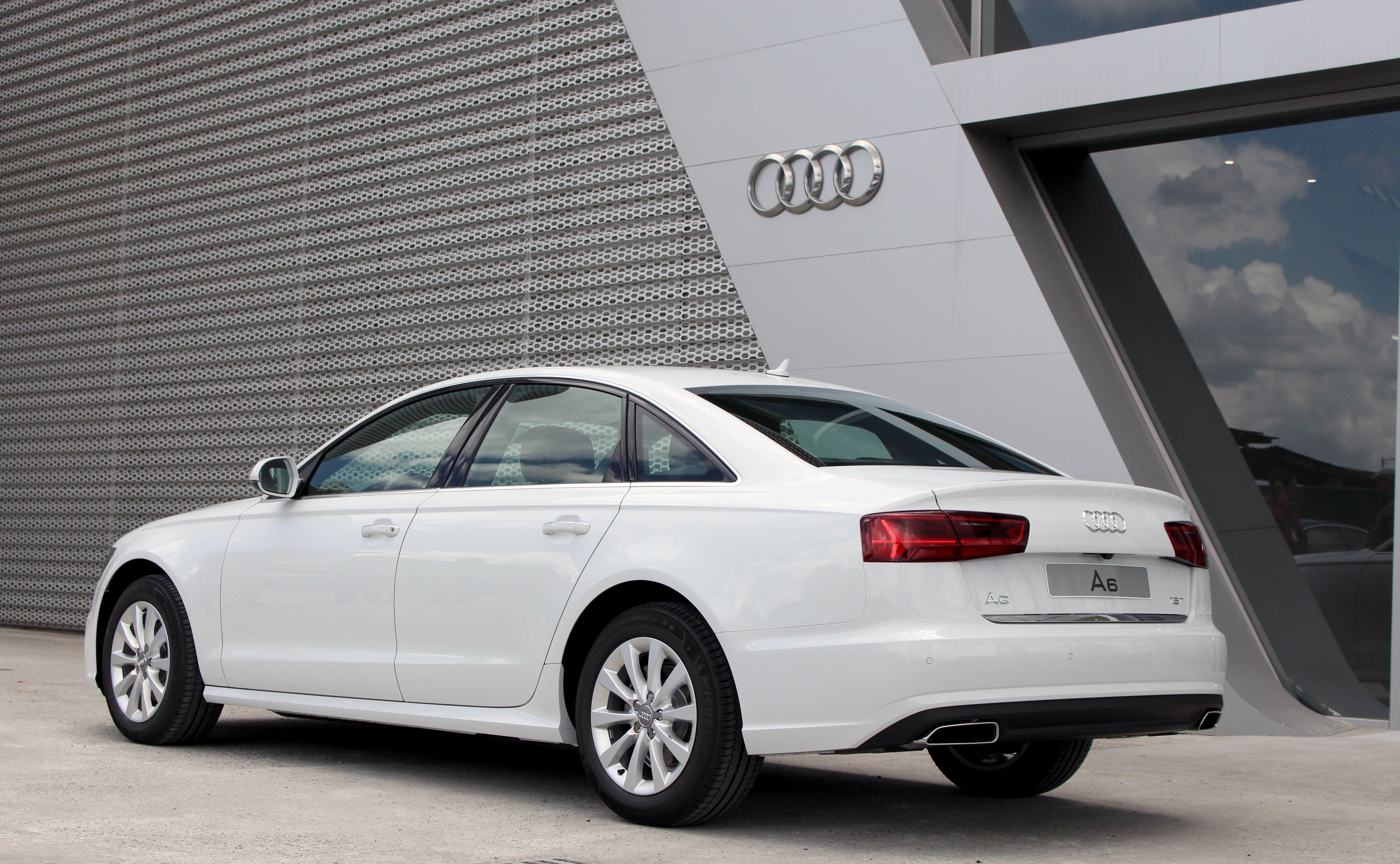 El renovado Audi A6 llega a Panamá