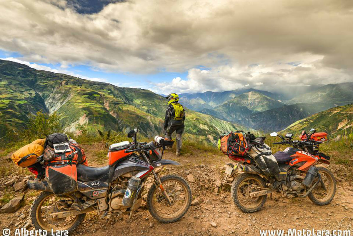 Aventura y pasión: Dos esposos viajan en moto por la sierra del Perú... ¿Te atreverías?
