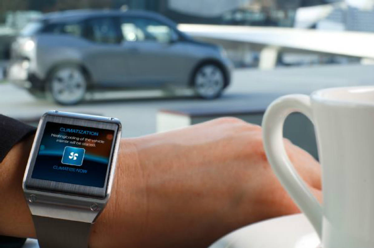 Cuatro app con el que tu smartwatch se convertirá en la llave de tu auto