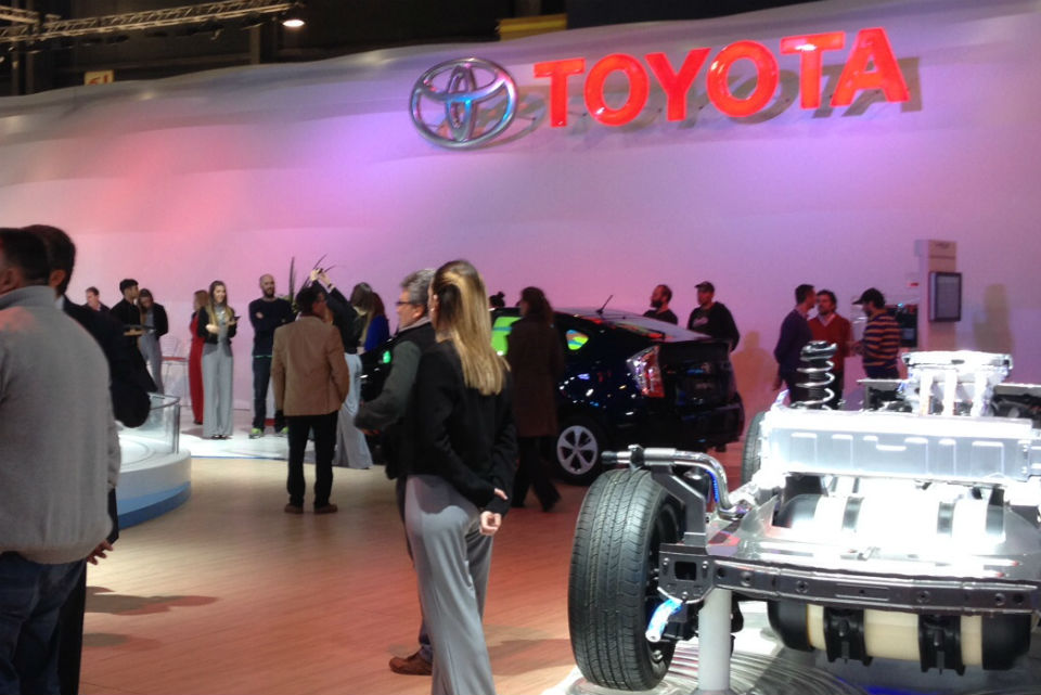 Toyota en el Salón de Buenos Aires, con concepts y una pregunta