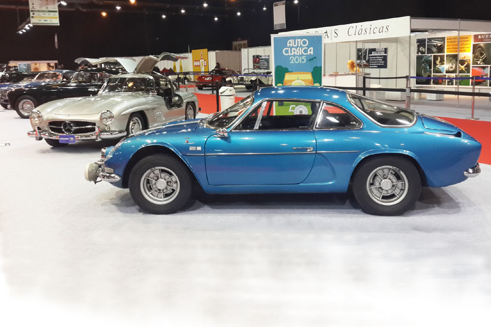 Nostalgia en el Salón de Buenos Aires de la mano los autos clásicos
