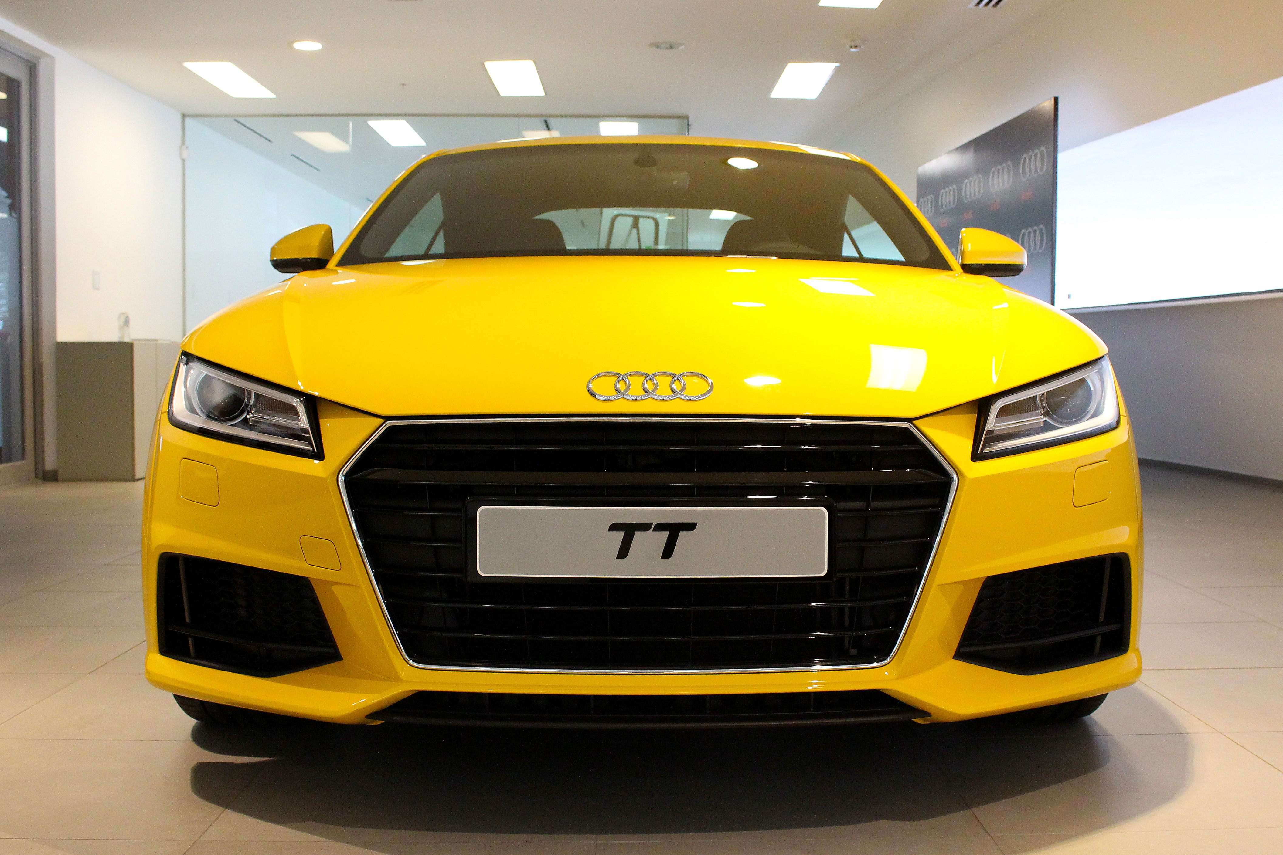 ‘Musculoso, atlético y acechante’, así es el nuevo Audi TT