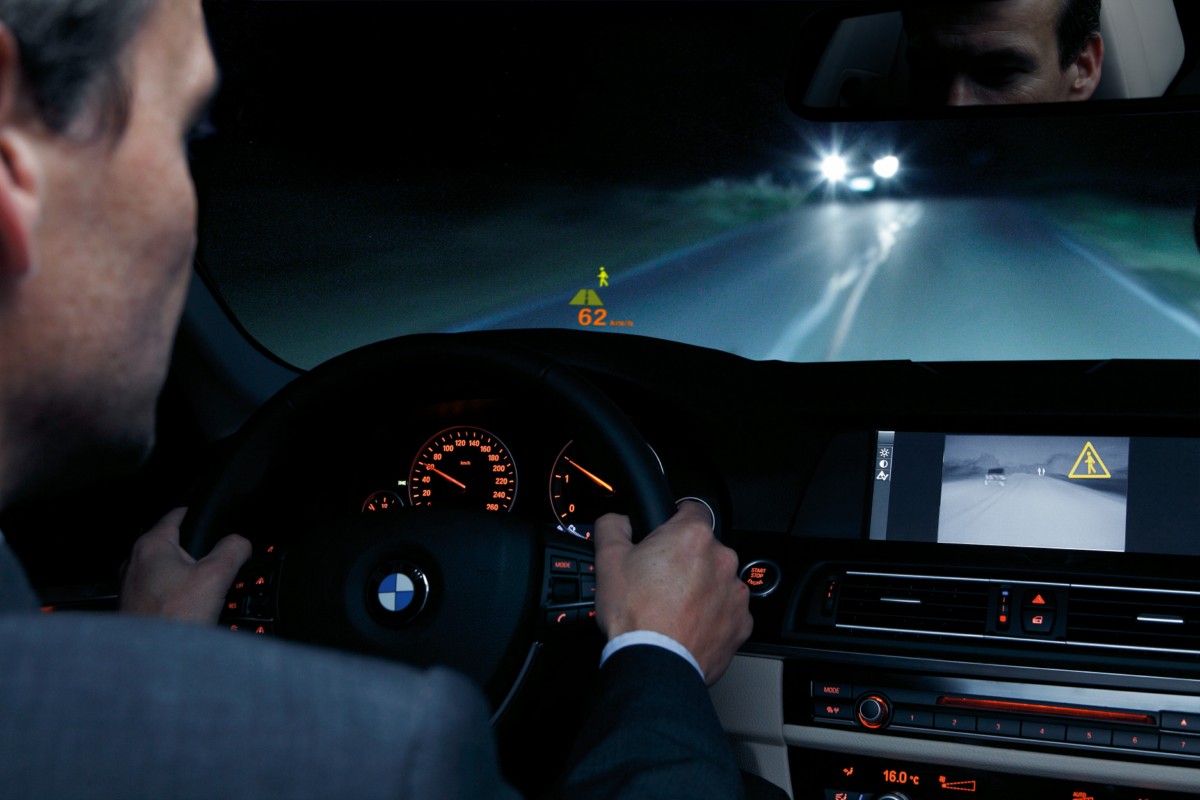 Sistemas HUD Para no apartar la vista de la carretera