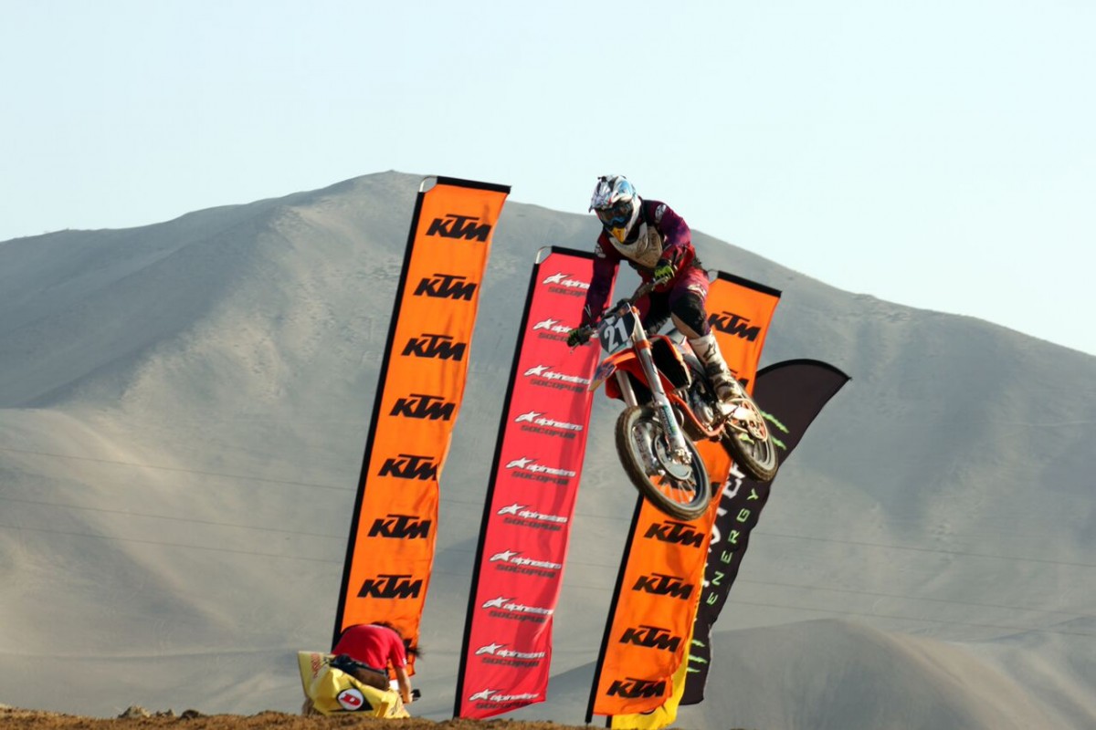Los pilotos de Socopur Team arrasan en el Metropolitano de Motocross de Lima