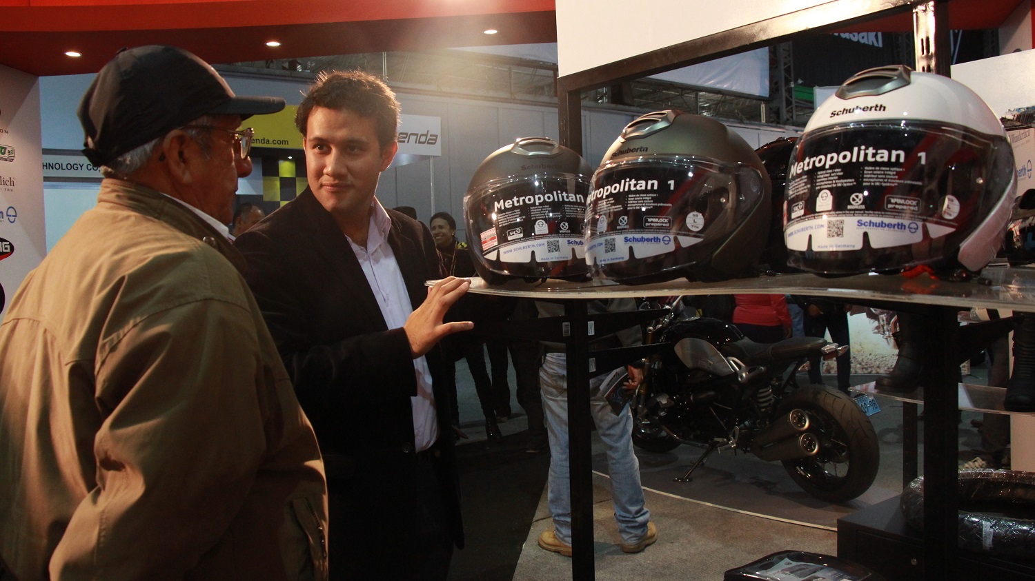 Expomoto 2015: ¿cómo reconocer un buen casco de moto?