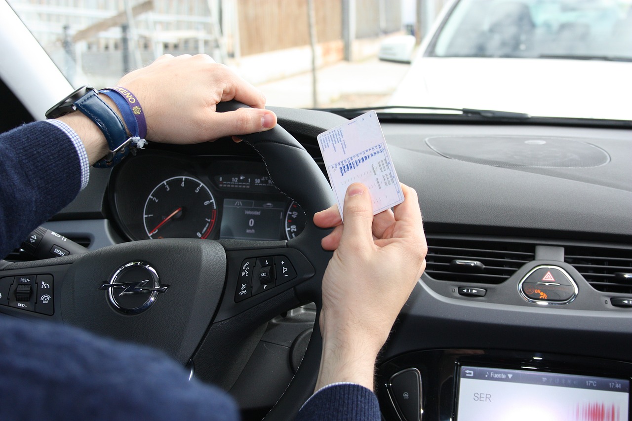 ¿Dónde te costará menos conseguir la licencia para manejar? Aquí lo analizamos