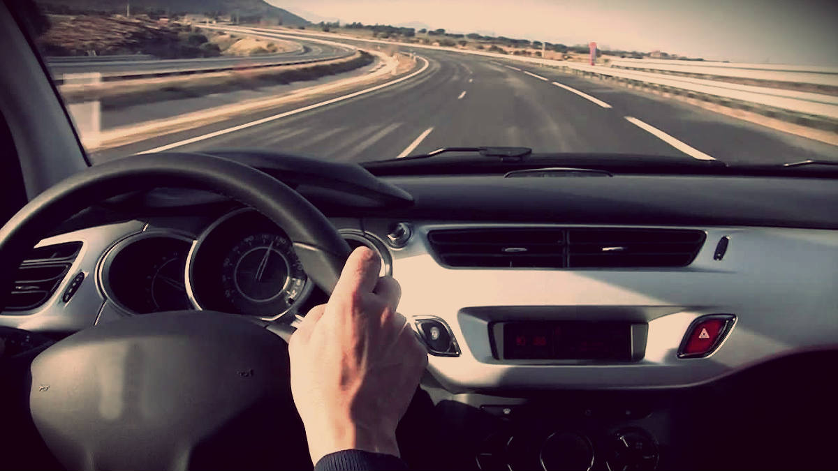 Los 5 mejores tutoriales sobre cómo pilotear un auto