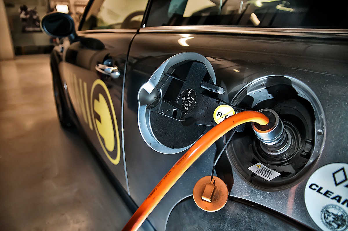 Se prevé 0% ICE, 0% aranceles y 0% IVA para los vehículos eléctricos