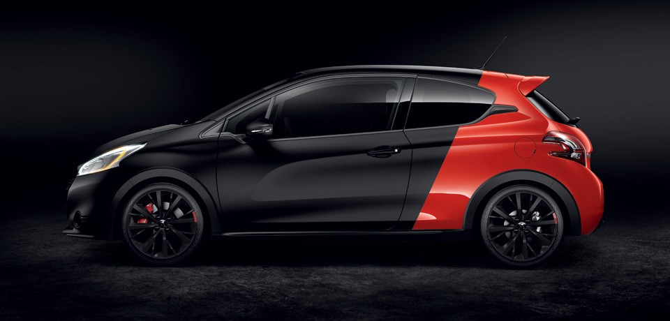 Peugeot lanzó 500 unidades del 208 GTI 30th y 9 se venderán en Chile