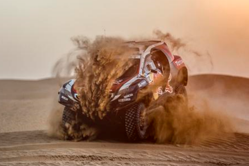 El Peugeot 2008 DKR vuelve a rugir en China