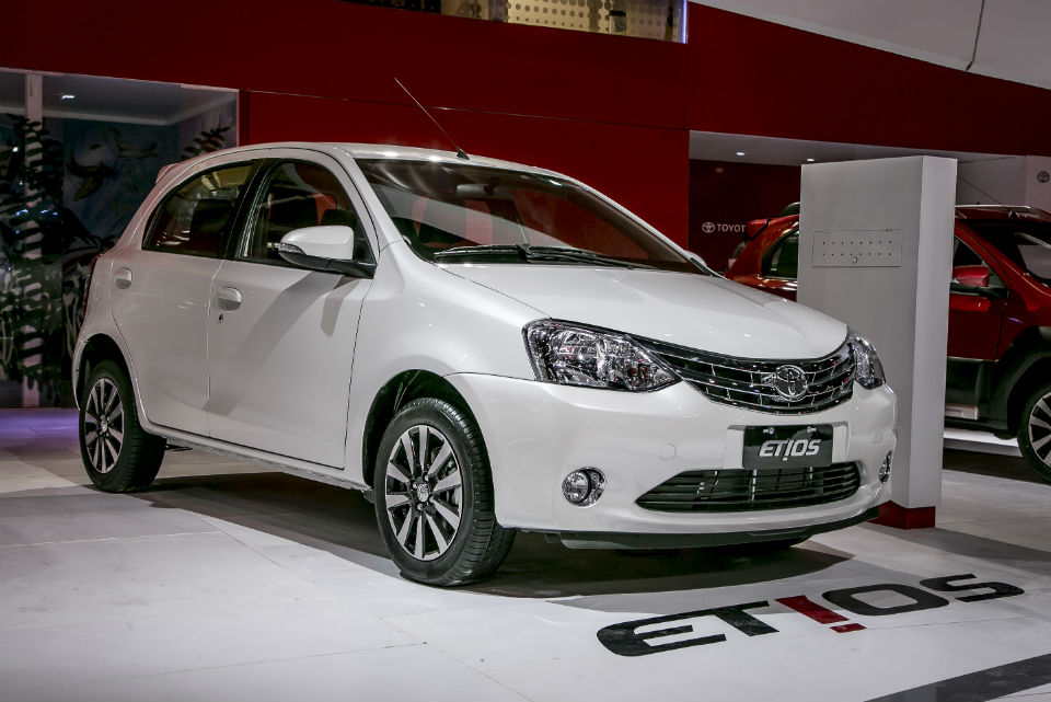 Toyota lanza el Etios Platinum en Argentina