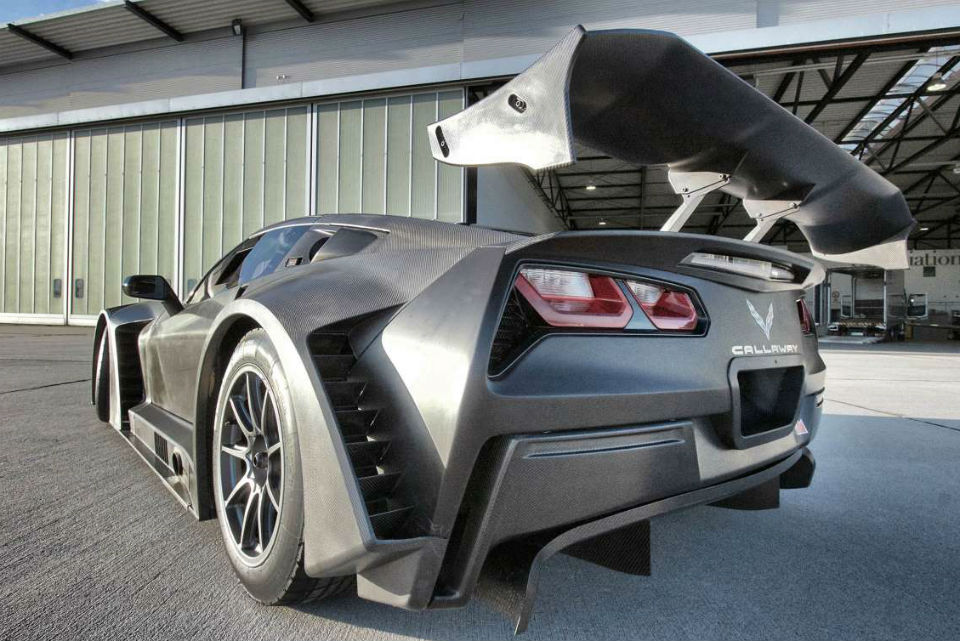 Si Batman comprara un Corvette, seguramente sería este