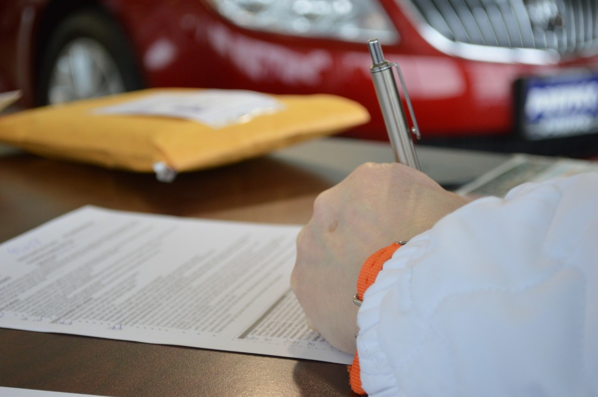 10 tips inteligentes para ahorrar dinero en la compra de tu auto