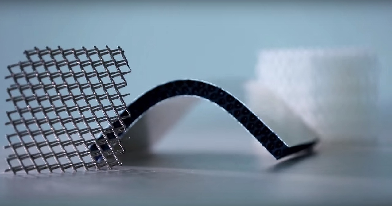 Microlattice: el metal más ligero de la historia que revolucionaría la industria automotriz