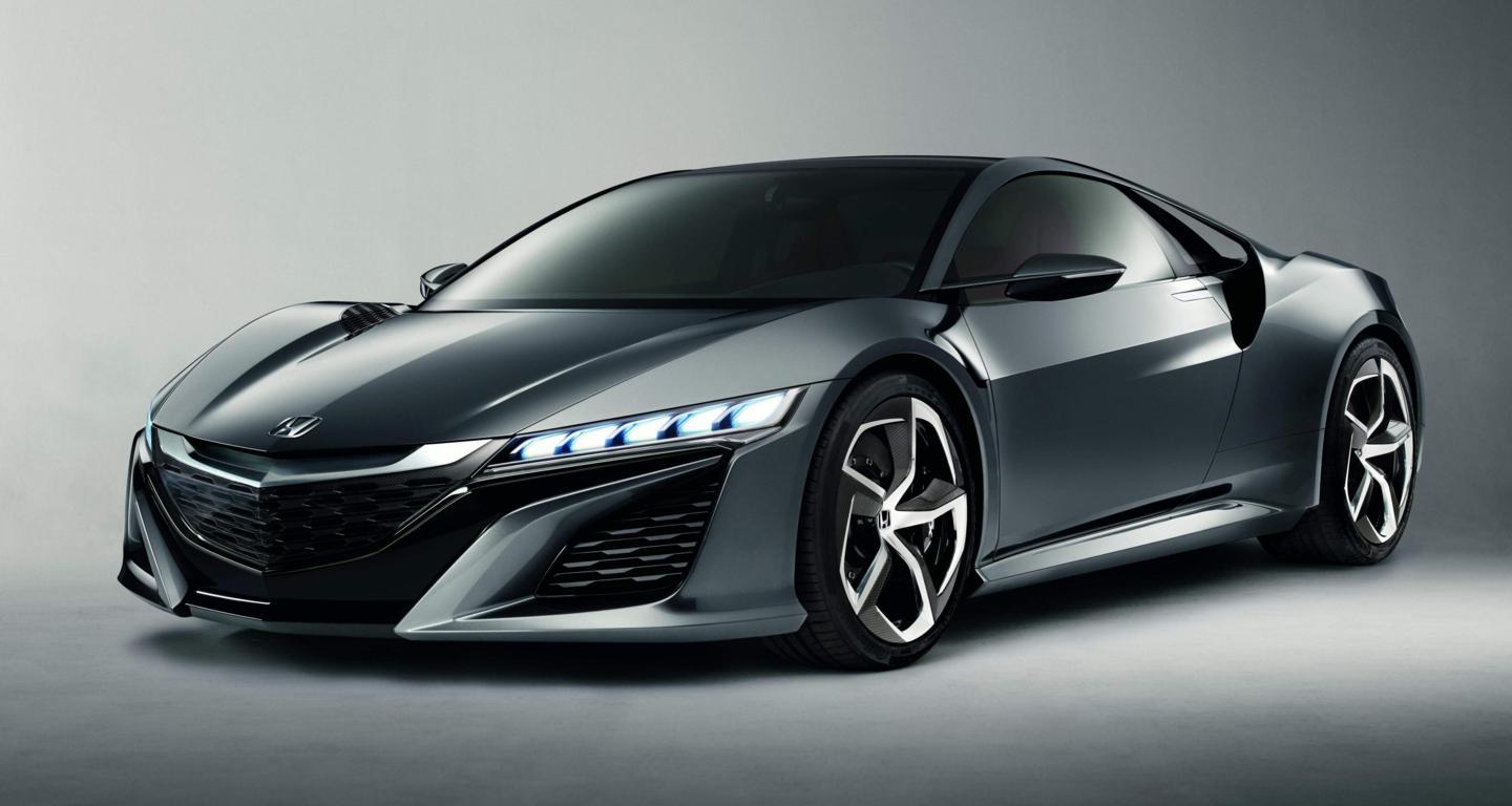 Diez años después aparece el Honda NSX renovado en todas sus líneas