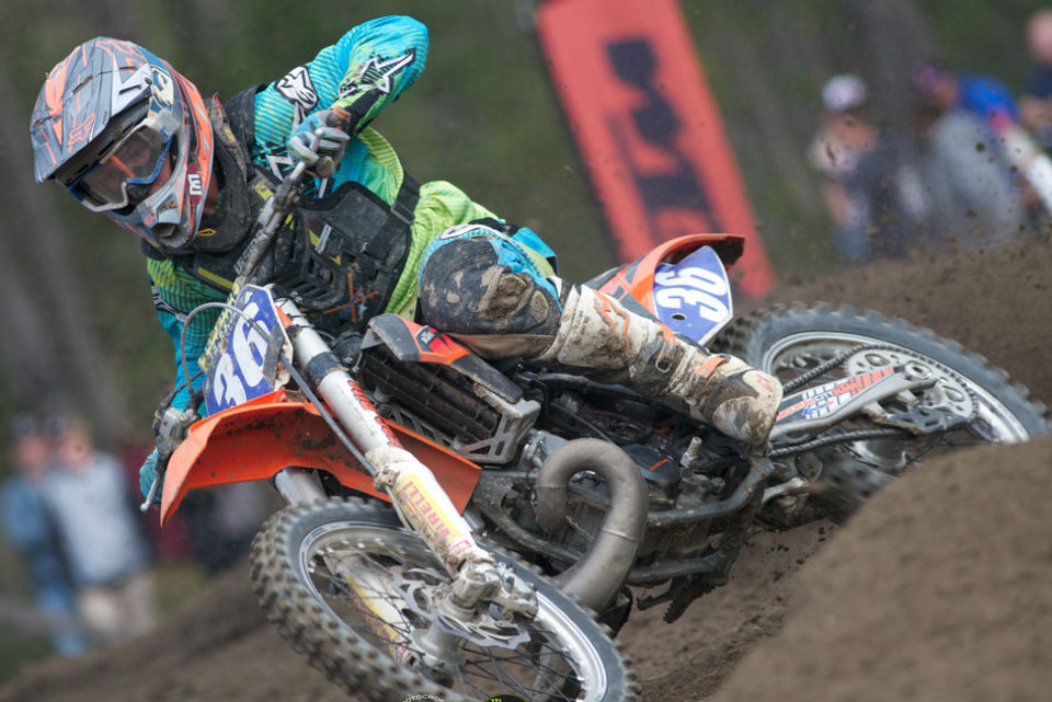 Alpinestars MX Gear 2015, nueva indumentaria para motociclistas
