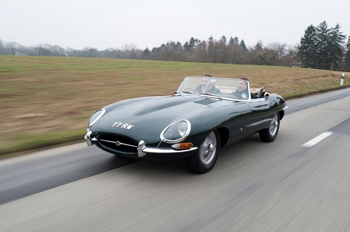 JUEVES DE CLÁSICOS: Jaguar E-Type, ¿el mejor auto británico de todos los tiempos?