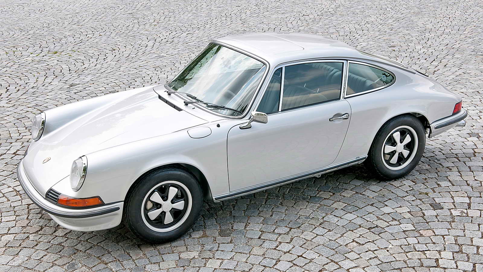 Jueves de clásicos: Así nació el mítico Porsche 911