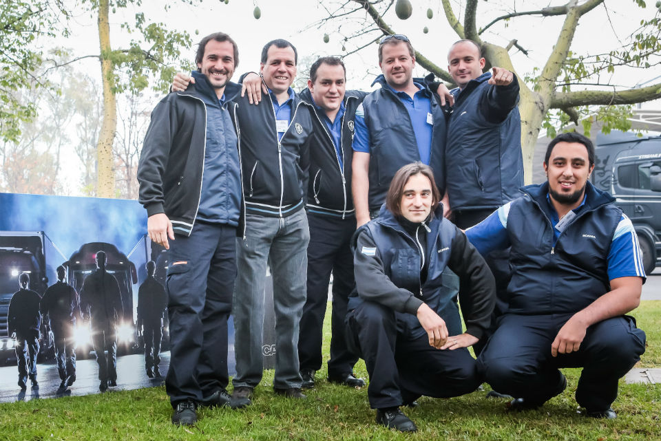 Mecánicos argentinos participarán de la final mundial del Scania Top Team en Suecia