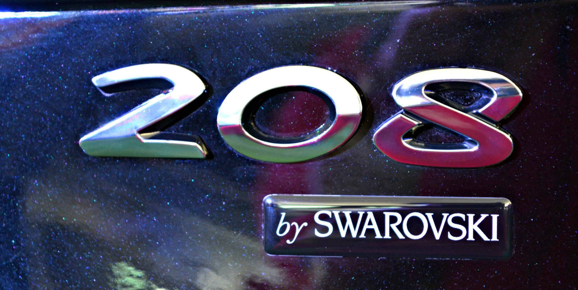La joya de Peugeot: el 208 by Swarovski