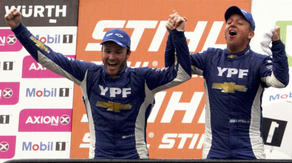 Canapino y Ortelli le pusieron el moño a la fiesta de STC2000