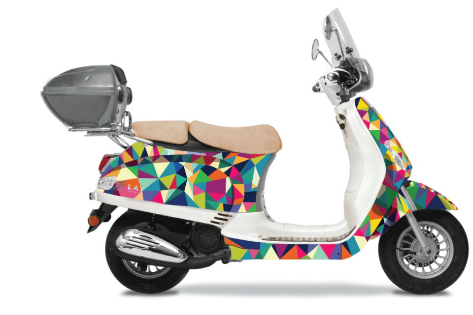 Scooter Latino de Zanella y Universidad de Palermo