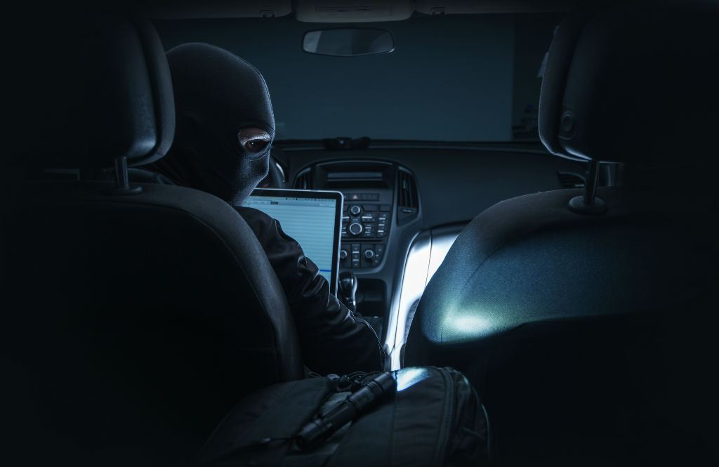 ¿Tienes un auto con riesgo de ser hackeado?
