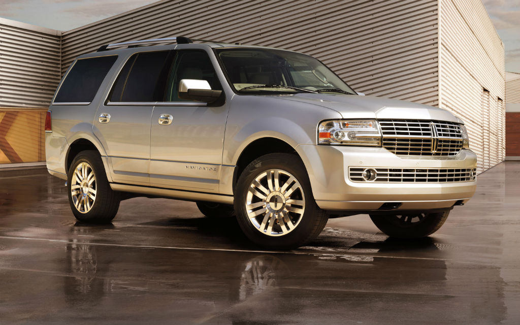 Lincoln planea resucitar el nombre Aviator