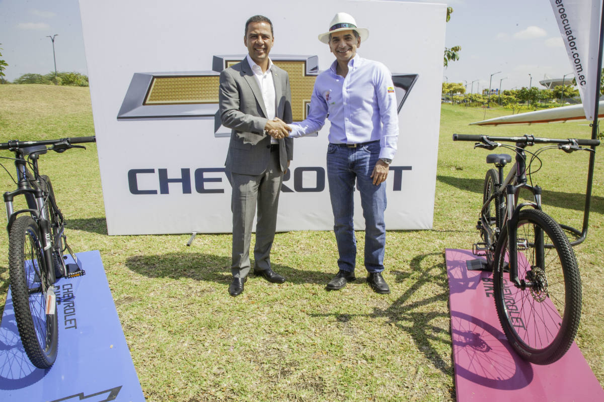 Chevrolet se suma a la ayuda para Ecuador