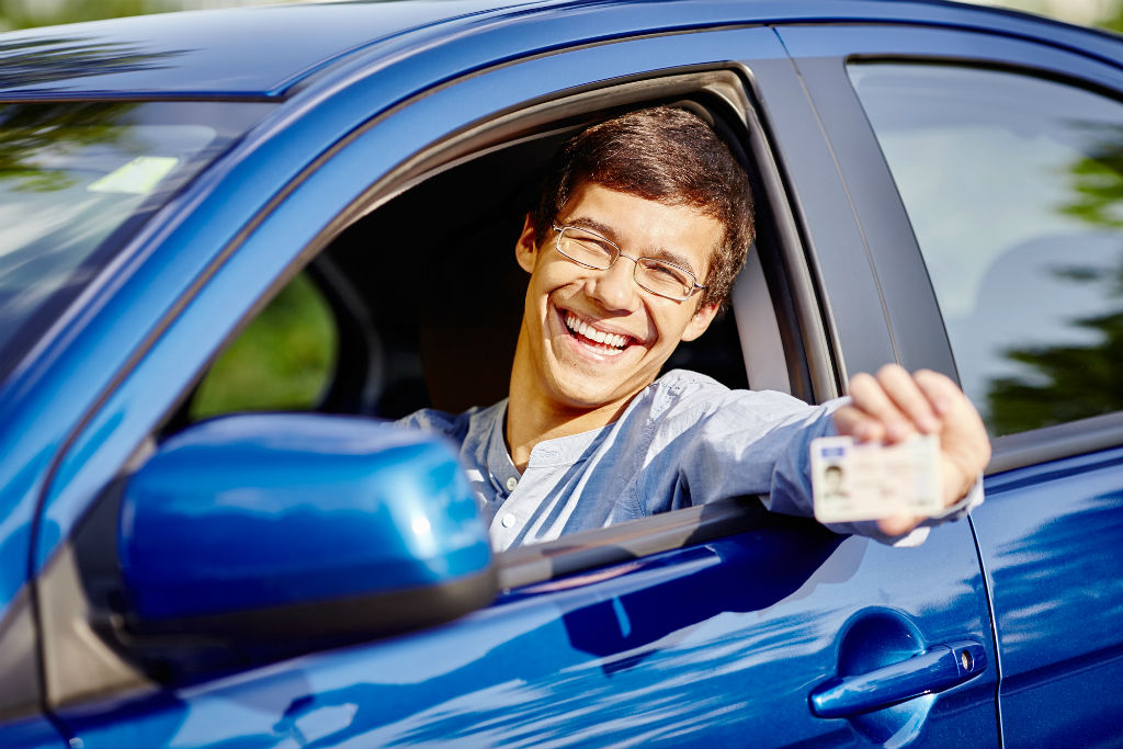5 autos perfectos para universitarios