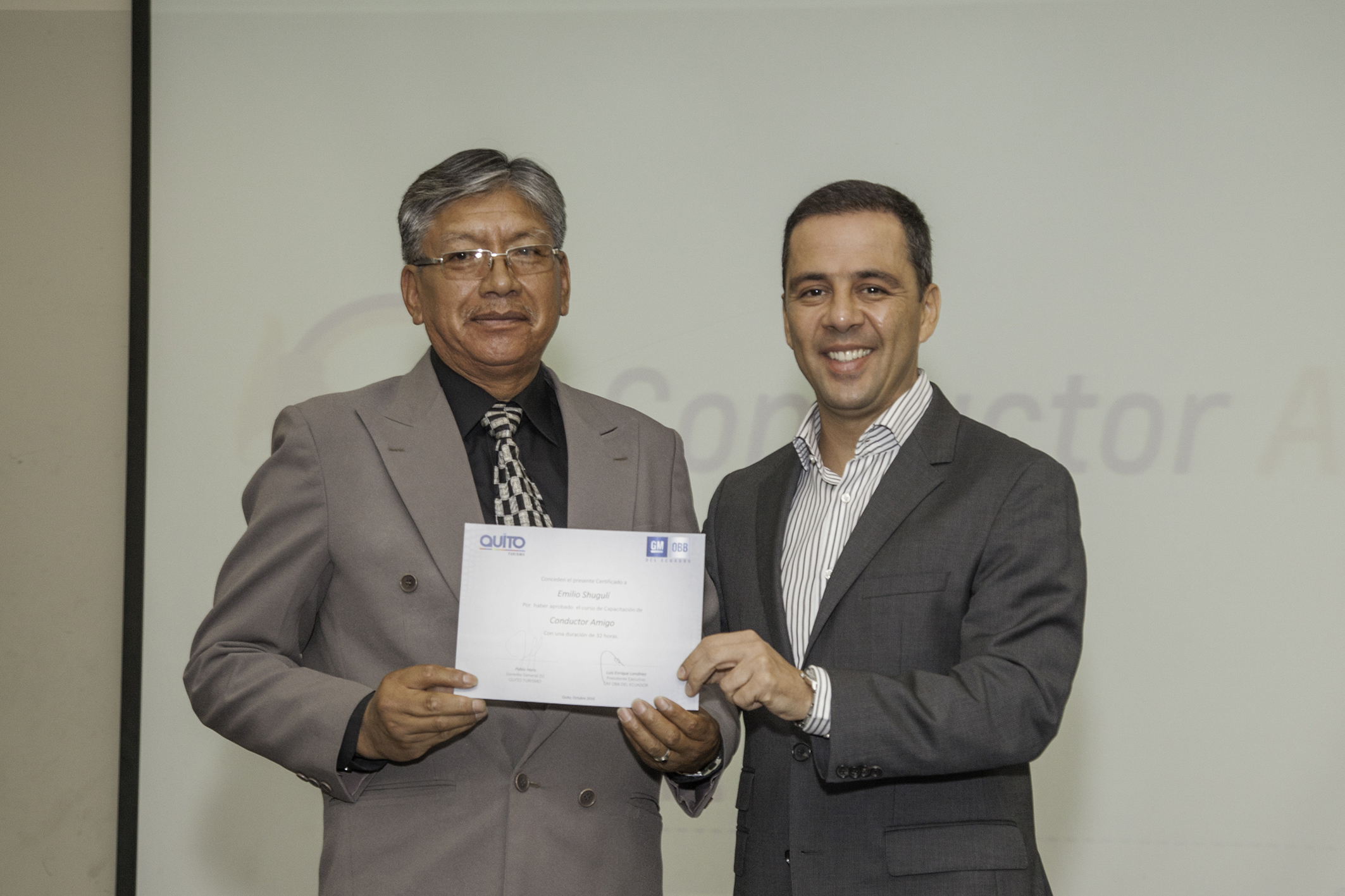 GM OBB del Ecuador y Quito Turismo certificaron a conductores de taxis