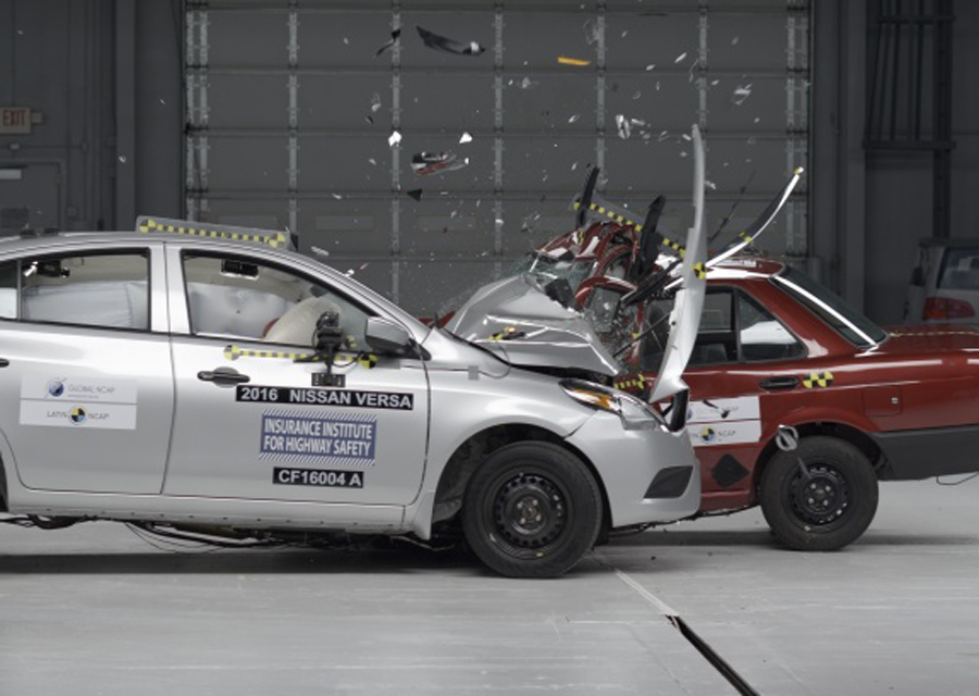 Latin NCAP: Polémica por prueba de choque auto a auto