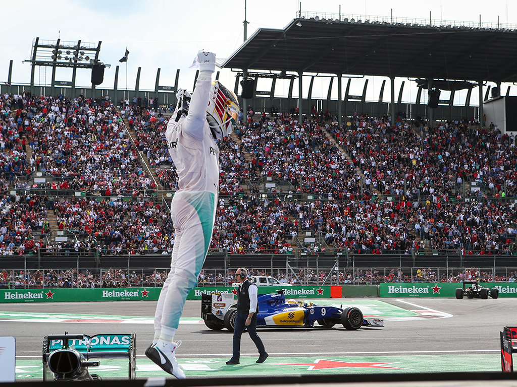 El Gran Premio de México fue para Lewis Hamilton