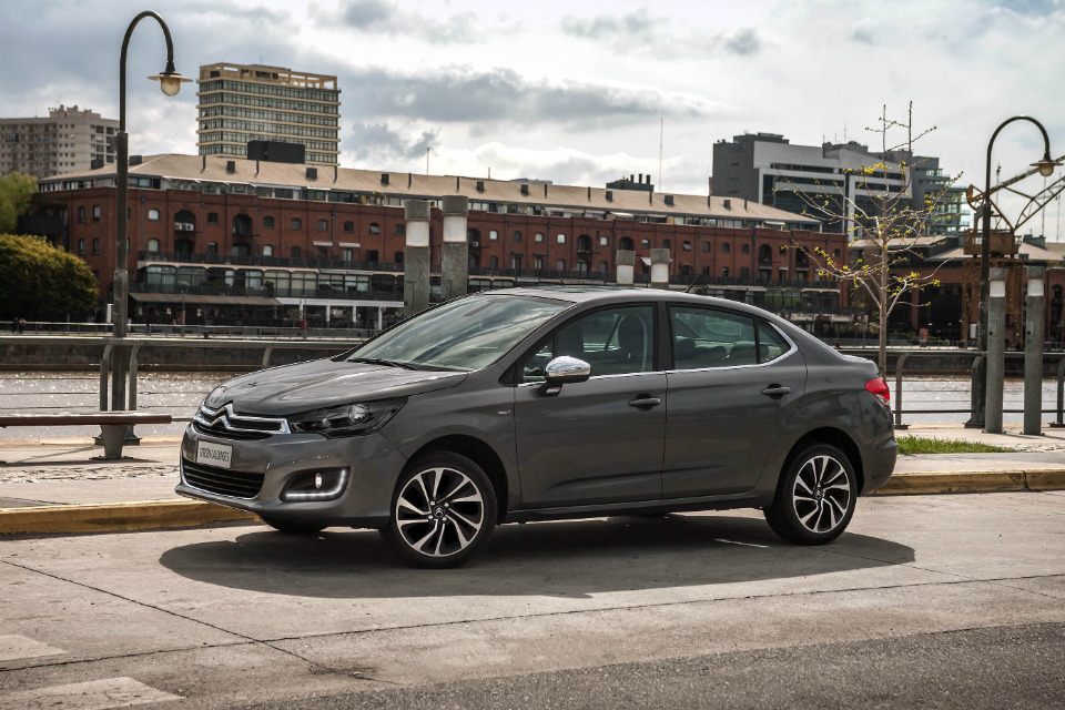 Citroën actualiza el C4 Lounge S en Argentina