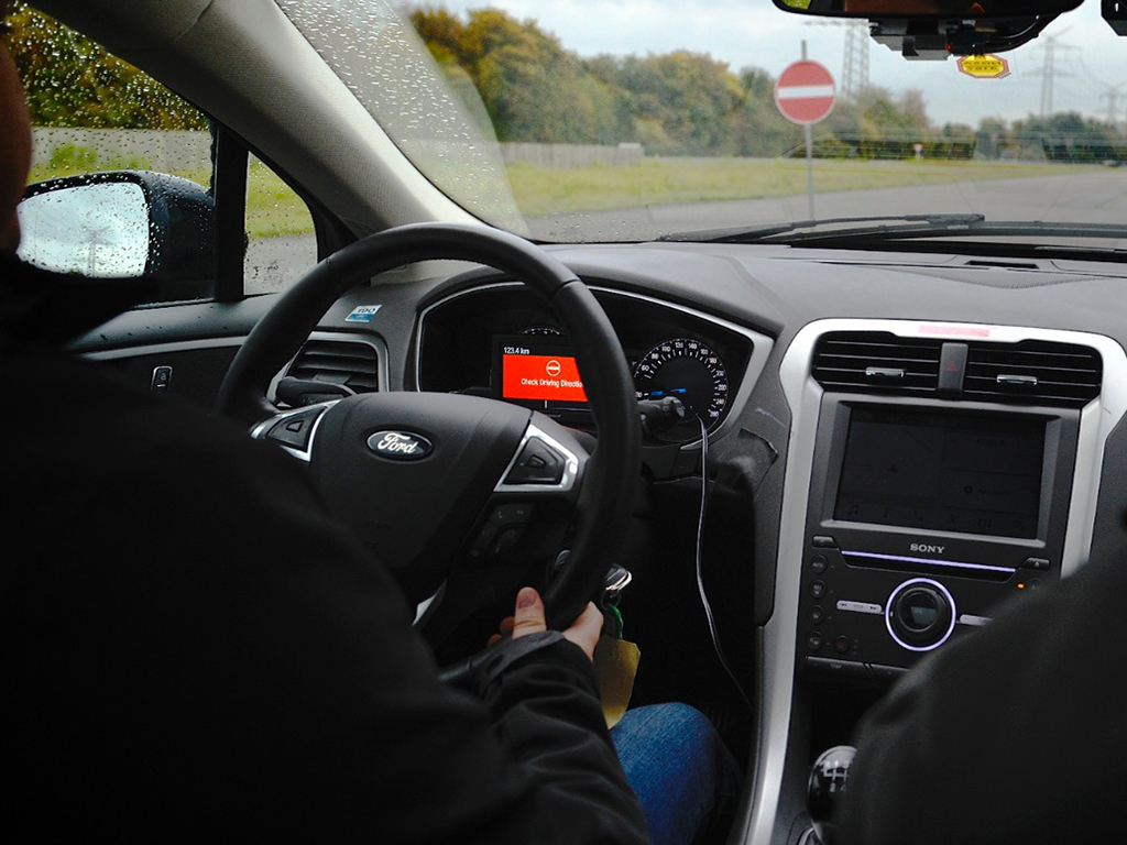 Ford desarrolla nuevos sistemas para prevenir accidentes