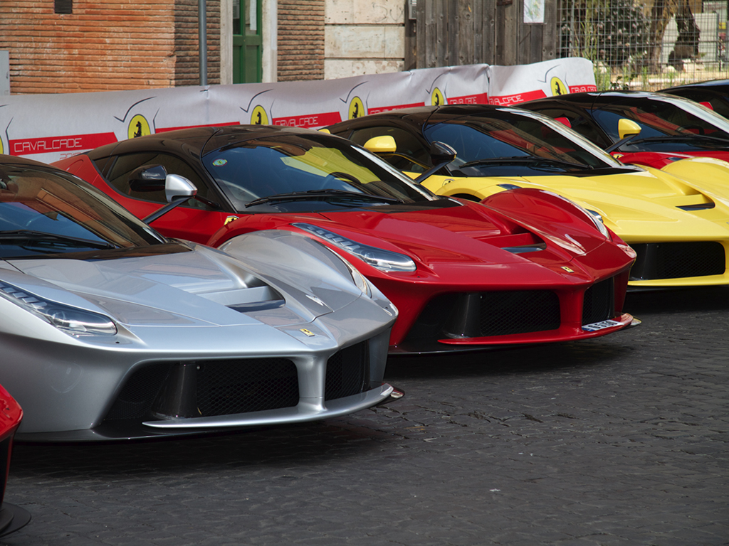 Todos los Ferrari nuevos serán híbridos a partir de 2019
