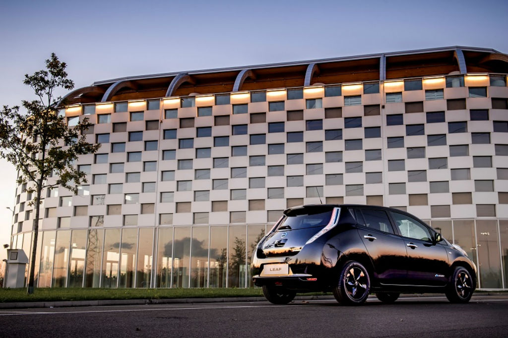 Nissan LEAF Black Edition, el lado radical de los eléctricos