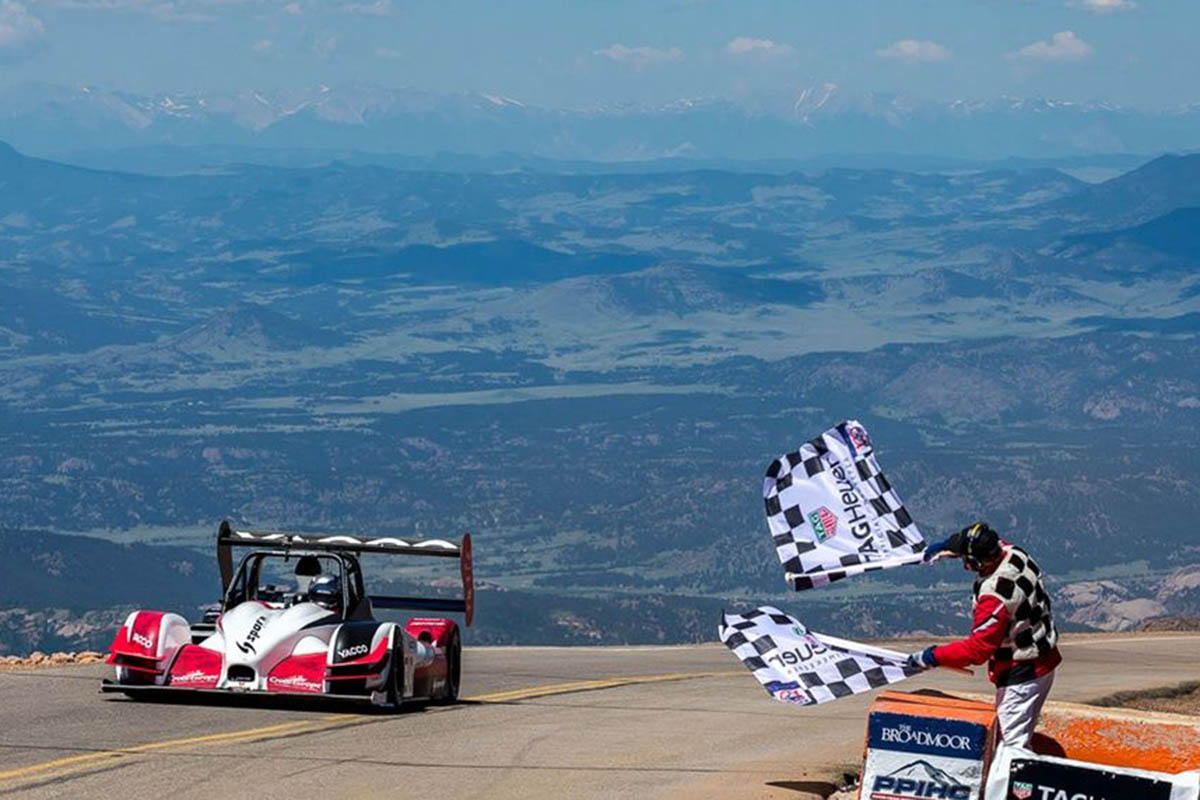 Pikes Peak 2016, Dumas hace historia